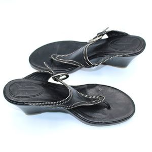 Frye Brooke Thong Wedge Sandal, Black, Size 7
